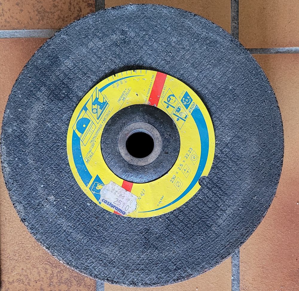 Lot de 13 disques &agrave; tron&ccedil;onner Bricolage
