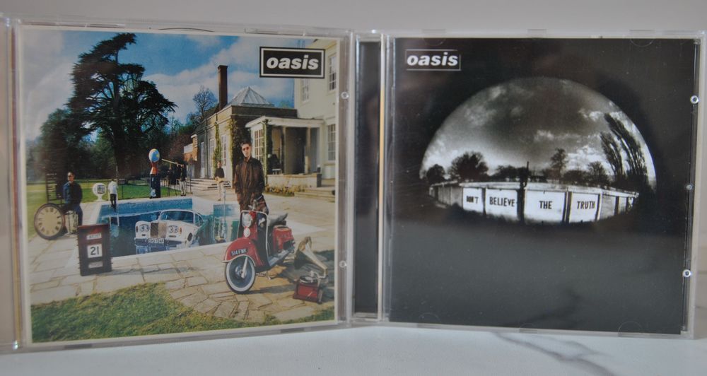 6 CD OASIS CD et vinyles
