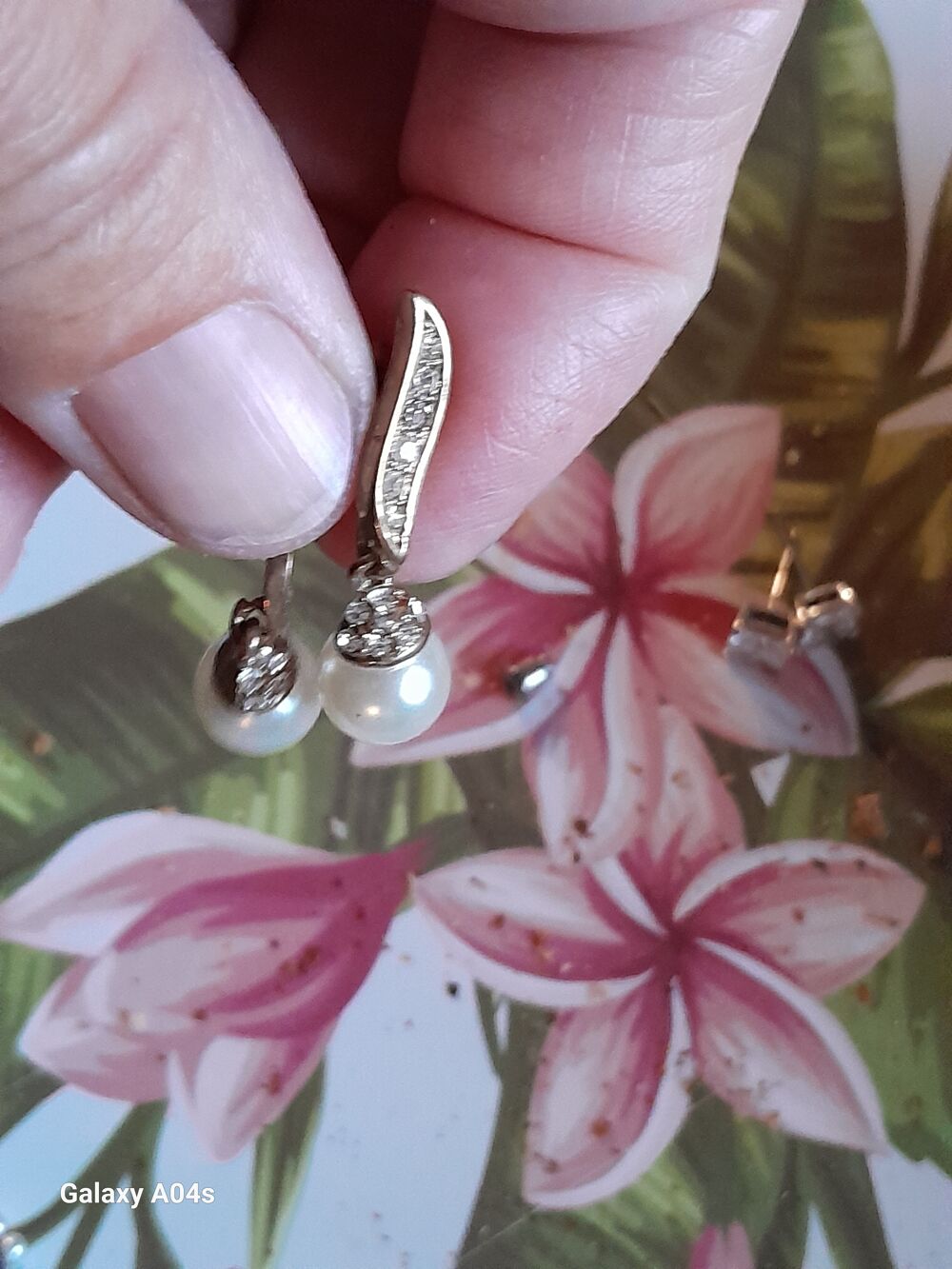 Diverses boucles d'oreilles plaqu&eacute; or argent 2 euros l'unit&eacute; Bijoux et montres