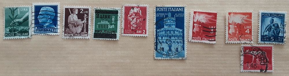 10 timbres &agrave; collection ITALIE 