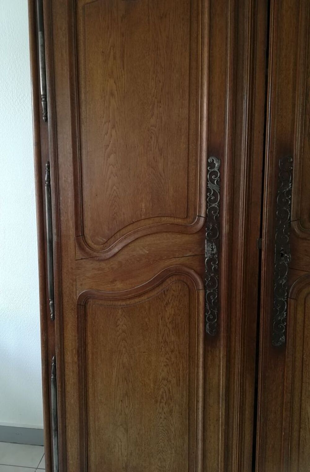 armoire ARTISANALE Meubles