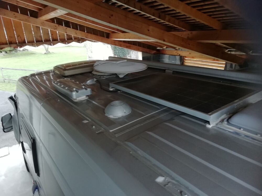 Equipement camping car Photos/Video/TV