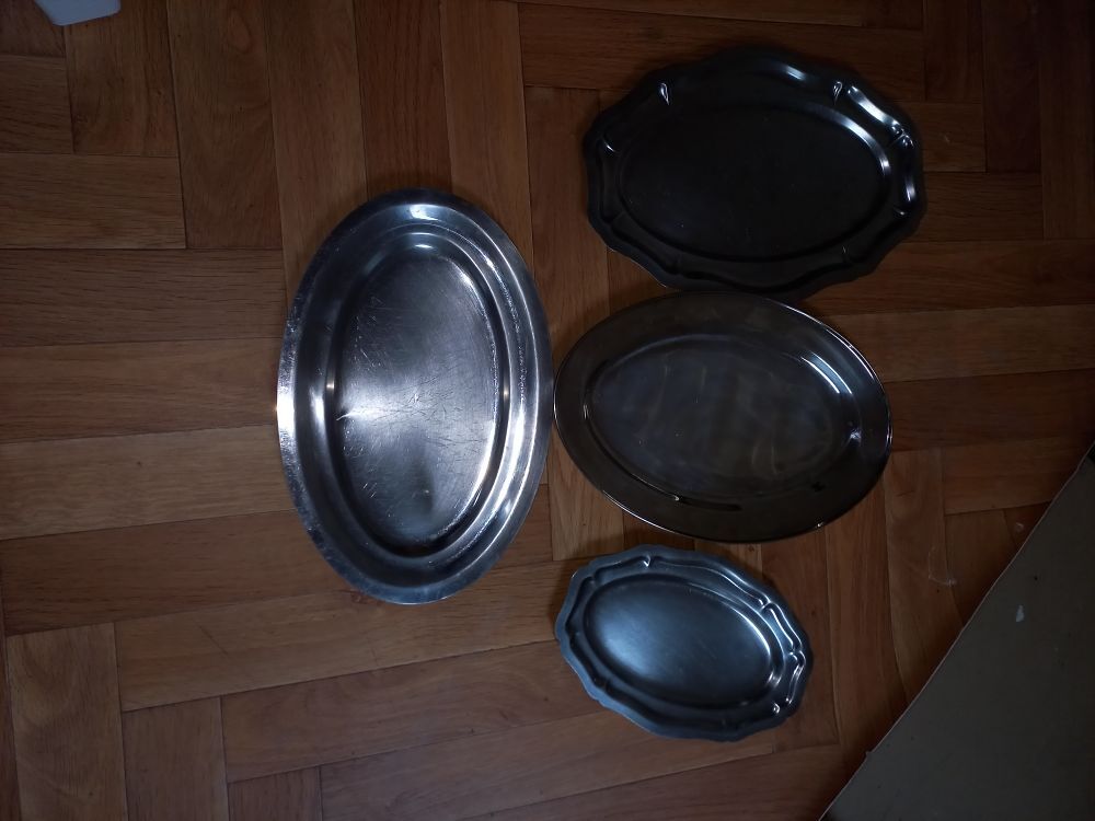 plats de service inox Electroménager