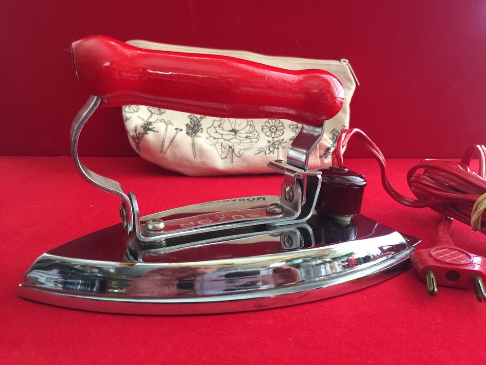 ANCIEN FER A REPASSER VOYAGE COLLECTOR SUZOR FRANCE PARIS 