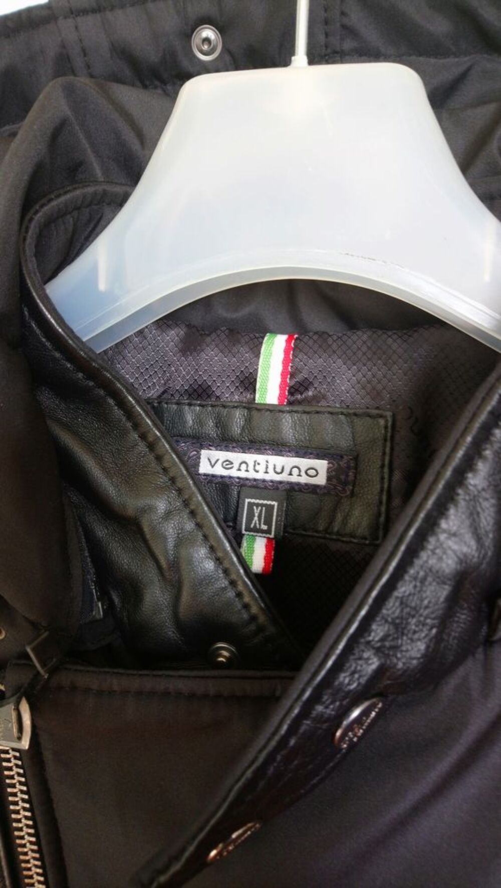 Blouson homme Ventiuno
Vêtements