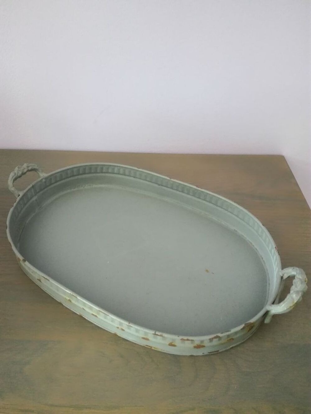 2 plateaux gris en m&eacute;tal vieilli Décoration