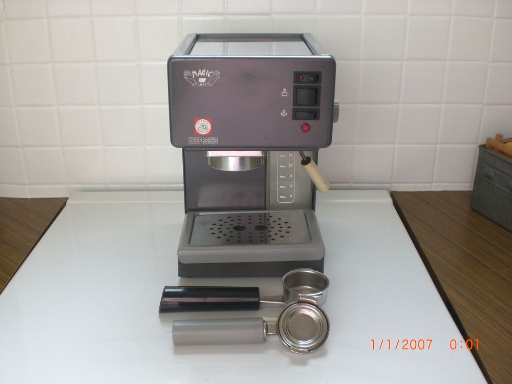 CAFETIERE EXPRESSO ILLY Magic Luxe 