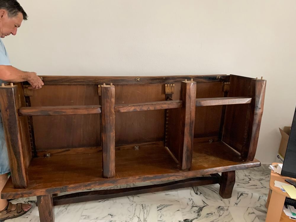 Buffet rustique avec montage en queue d'arronde Meubles