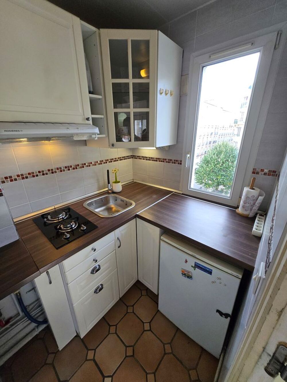 Vente Appartement Studio lumineux ? Calme sur cour ? Bcon-les-Bruyres Courbevoie