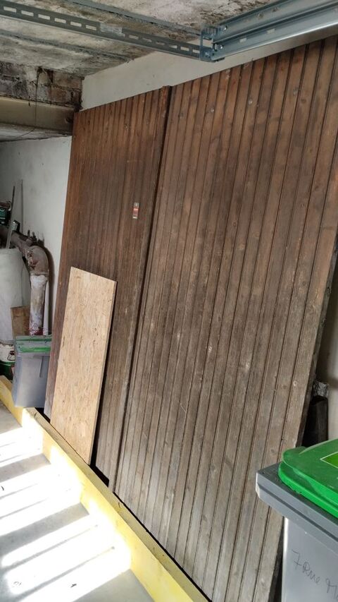 Porte de garage en bois massif 35 Massy (91)