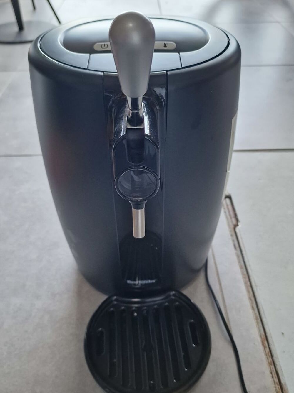 Tireuse &agrave; bi&egrave;re SEB Electroménager