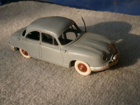 NOREV : Panhard Dyna grise 1/43me 35 Wolxheim (67)