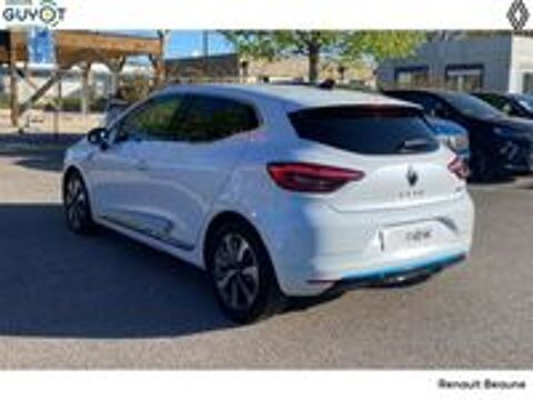 Clio V Clio E-Tech 140 - 21 Premi&egrave;re Edition 2021 occasion 21200 Beaune