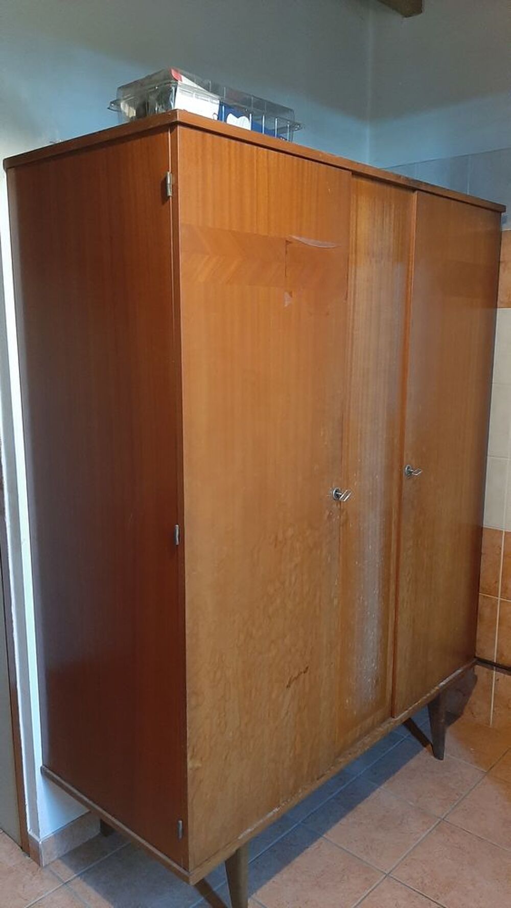 Armoire avec penderie - 183 x 58 x 147 cm Meubles