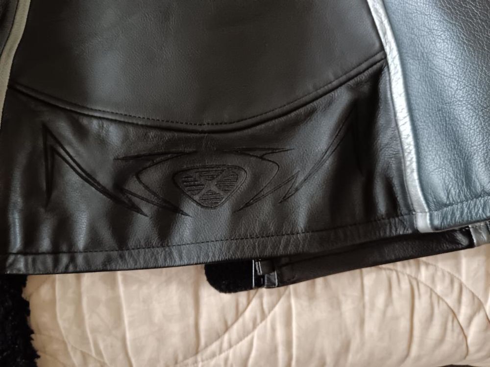 Blouson de moto en cuir Sports