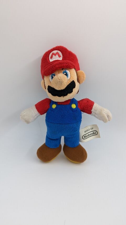 Peluche Mario officielle World of Nintendo 4 Vulbens (74)