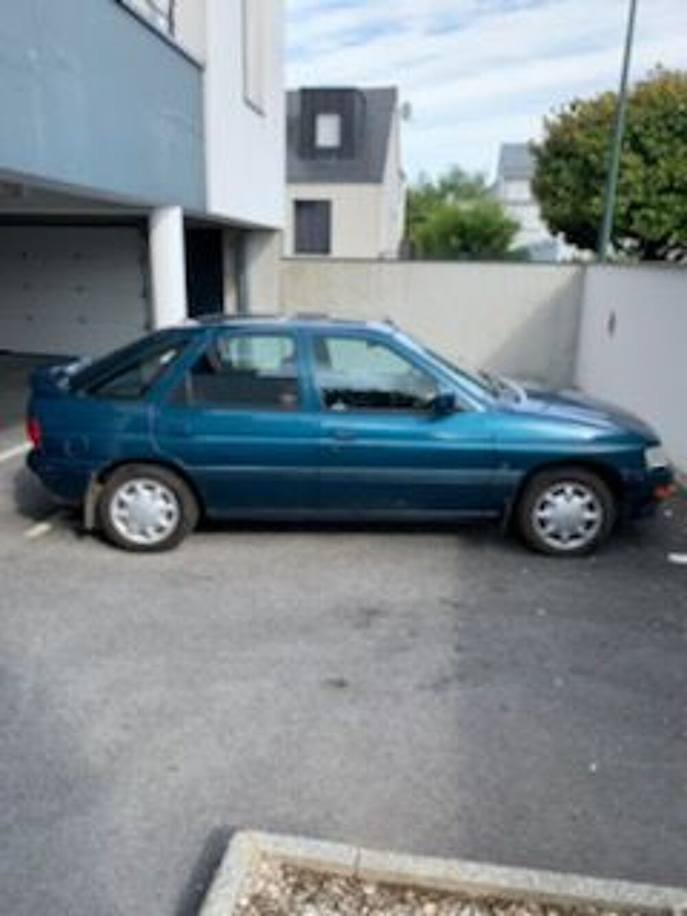 Escort 1.6i Ghia 1994 occasion 56000 Vannes