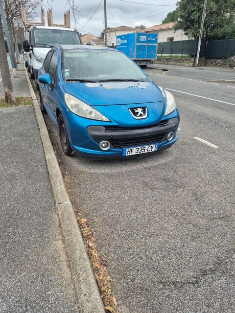 Pi&egrave;ces et &eacute;quipements Voiture Pi&egrave;ces et &eacute;quipements Voiture  occasion Draguignan 83300