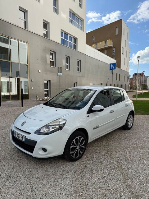 Renault Clio III Clio 1.2 16V 75 Authentique 2012 occasion Gaillon 27600