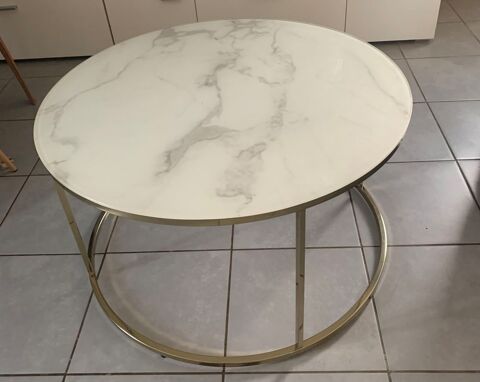 Table basse 60 Nmes (30)