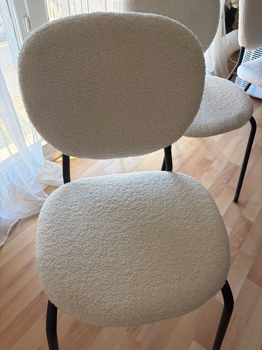 table salle &agrave; manger et chaise Meubles