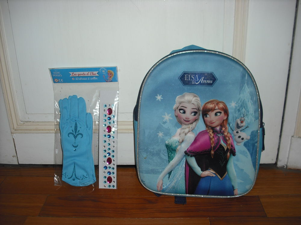 Sac &agrave; dos La reine des Neiges Elsa et Anna en relief Jeux / jouets
