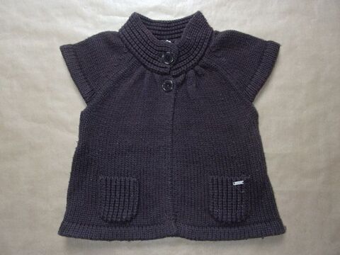 Gilet en taille 4 ans 1 Montaigu-la-Brisette (50)