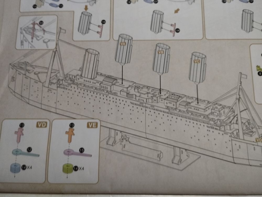 Puzzle 3D Titanic avec LED 