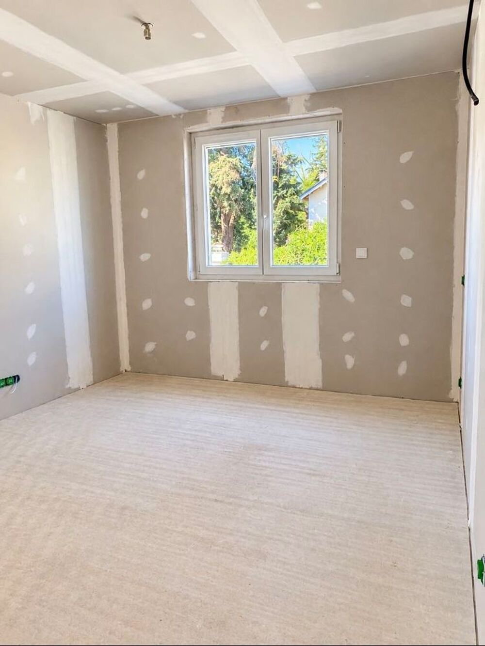 Vente Appartement Appartement 65 m2, entièrement rénové. Garage + balcon Andrézieux-bouthéon
