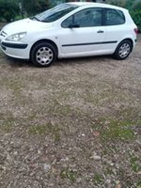 307 1.6 HDi - 110 Griffe 2005 occasion 16290 Hiersac