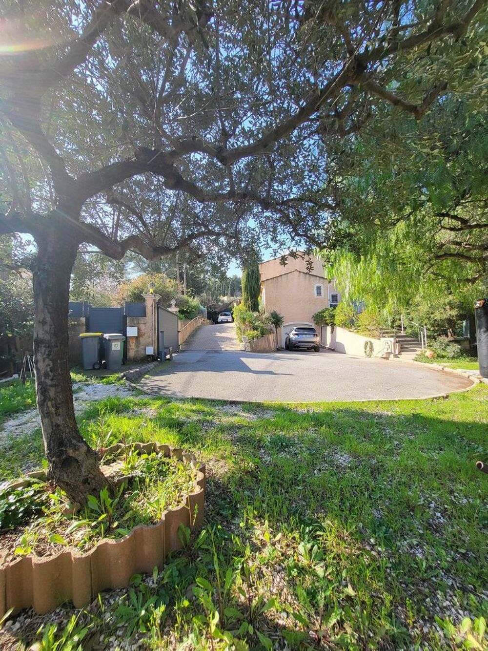 Vente Maison Maison individuelle T5 156 m2 sur 1289 m2 de terrain La valette-du-var