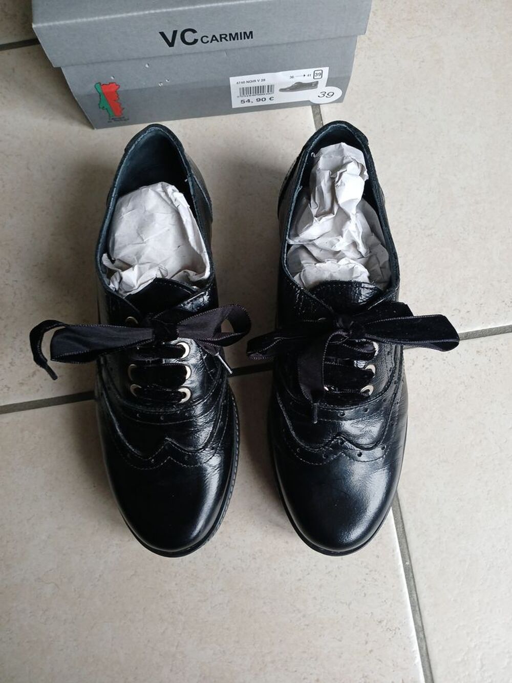 CHAUSSURES DERBY CUIR NOIRES FEMME	 Chaussures