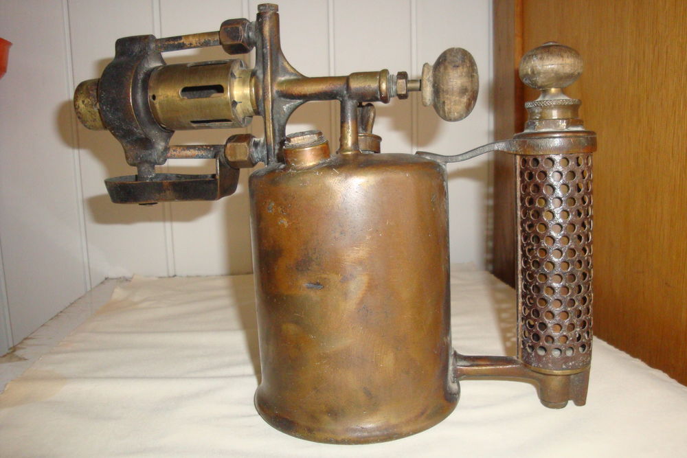 ancienne lampe a souder 