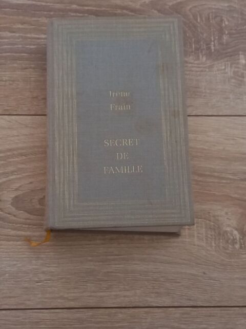 Livre  secret de famille  d'Irène Frain Villiers (86)