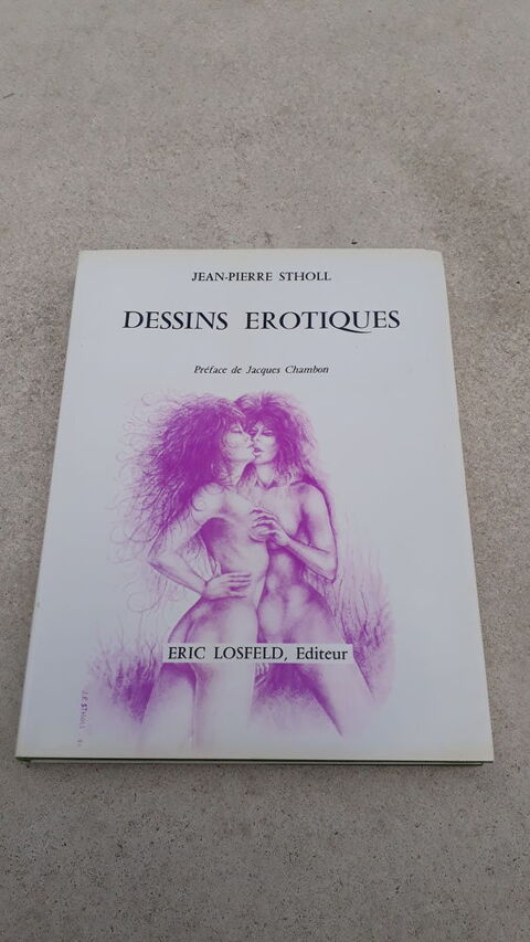 Livre de dessins. 25 Amiens (80)