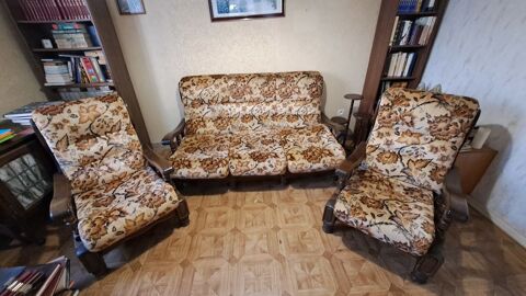 Canap convertible et ses 2 fauteuils 140 Pougny (58)