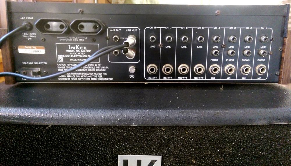 Sono 900 Watt HK AUDIO LUCAS PERFORMER + table mixage INKEL Instruments de musique