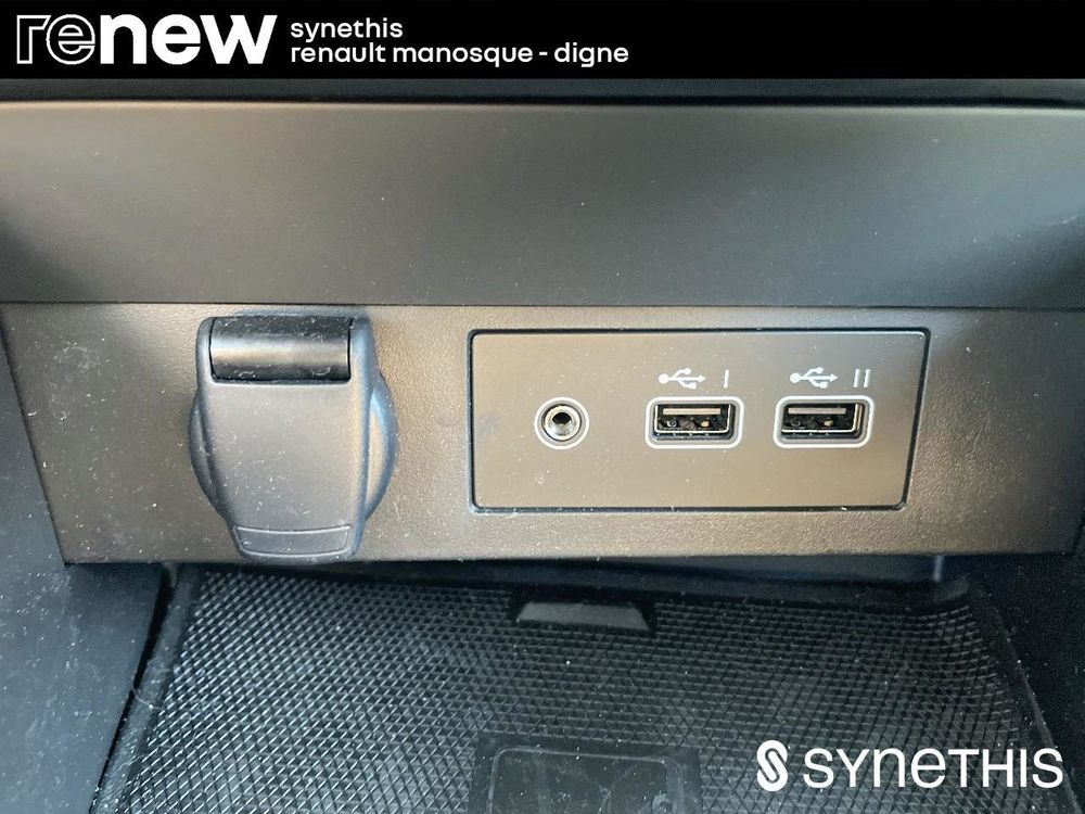 Clio V Clio E-Tech full hybrid 145 ch GSR2 Techno 2026 occasion 04100 Manosque