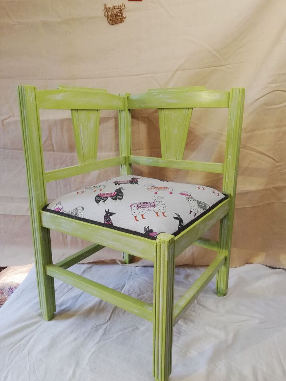 chaise d'angle atypique Meubles