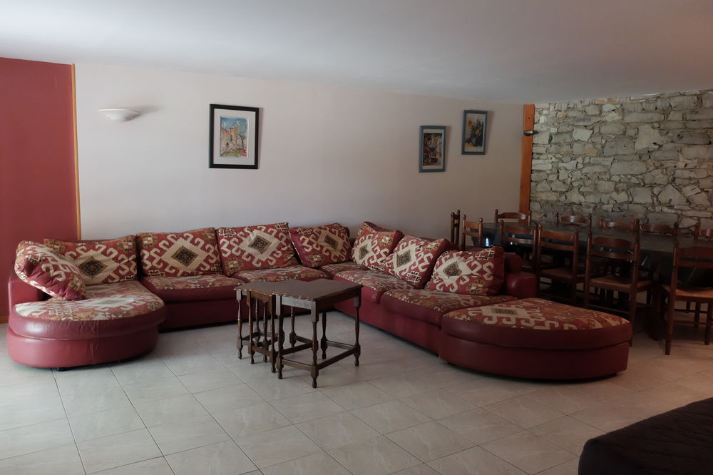   GÎTE PIC SAINT-LOUP - 4 chambres - 13 couchages 
Languedoc-Roussillon, Bragassargues (30260)