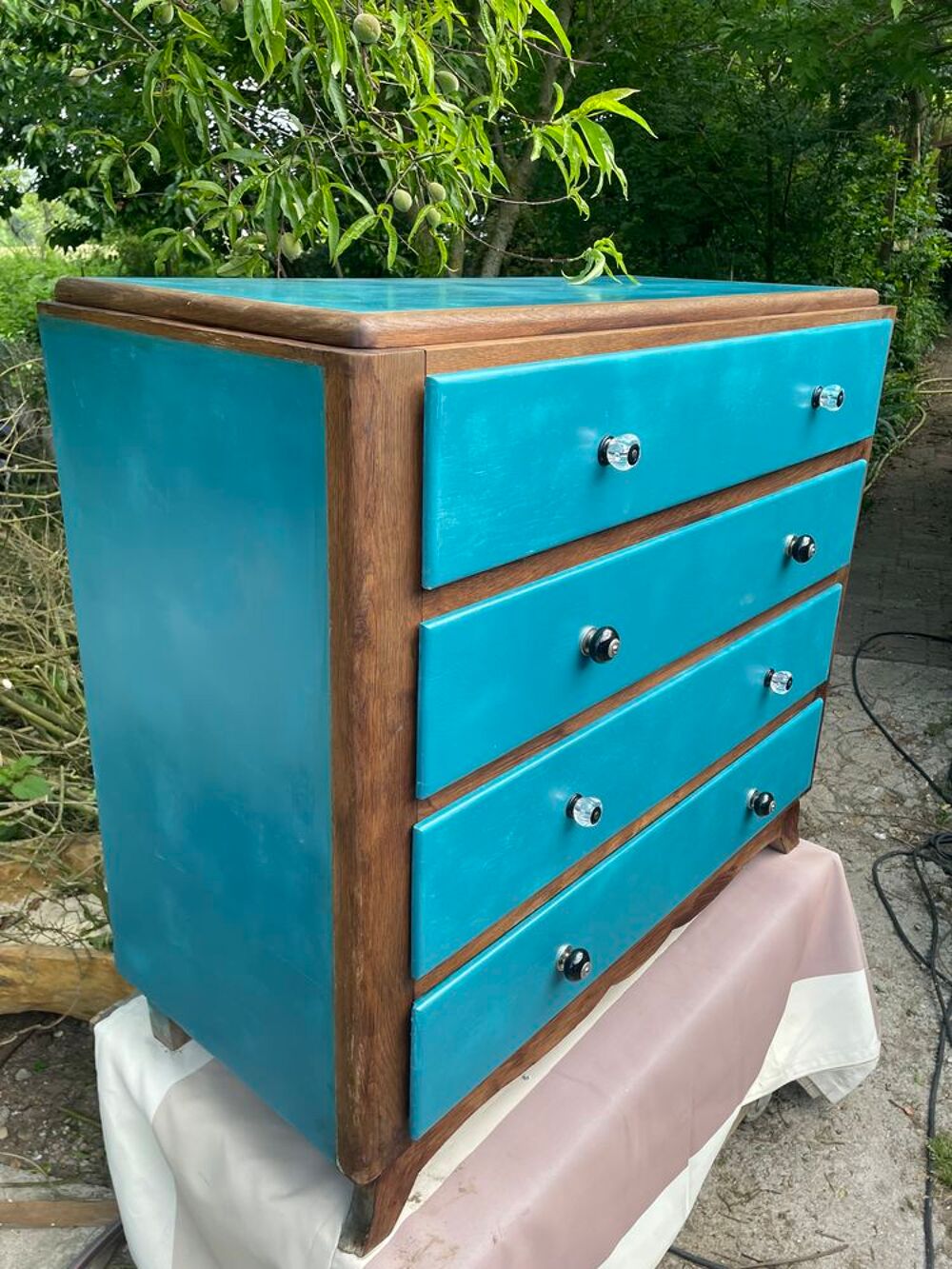 Commode en ch&ecirc;ne massif Meubles