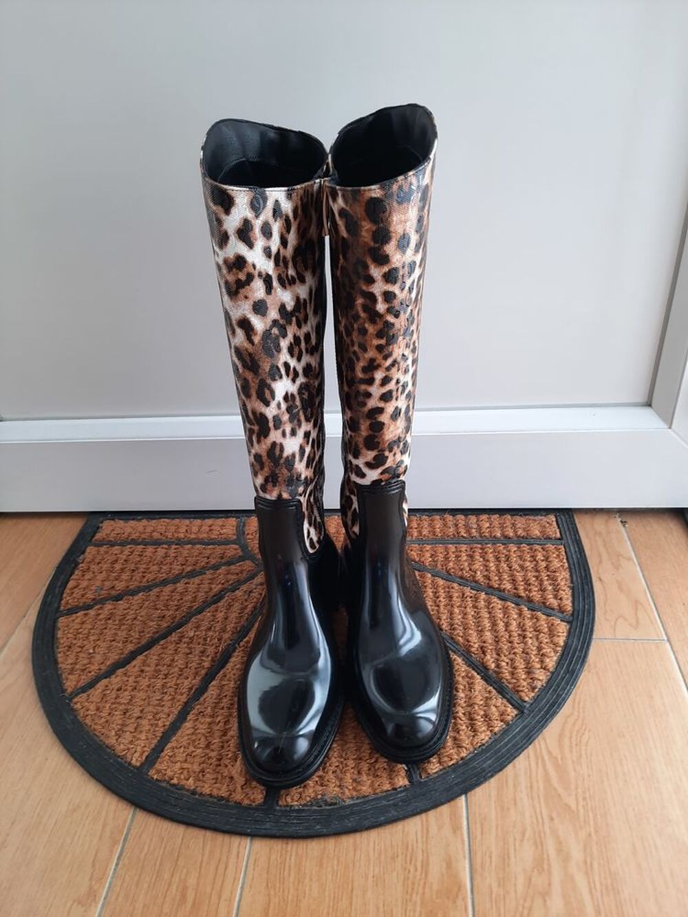 Bottes GUESS Chaussures