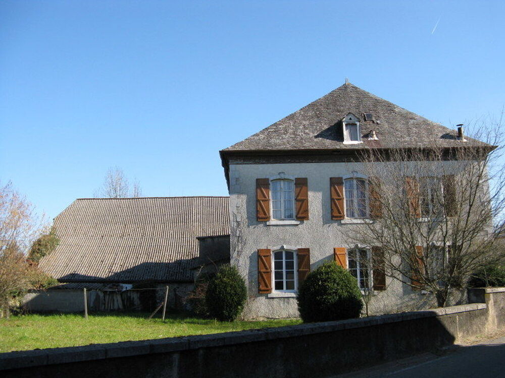 Vente Maison Maison de maitre, 9 pièces, 6300m2 de terrain et grange Buzy
