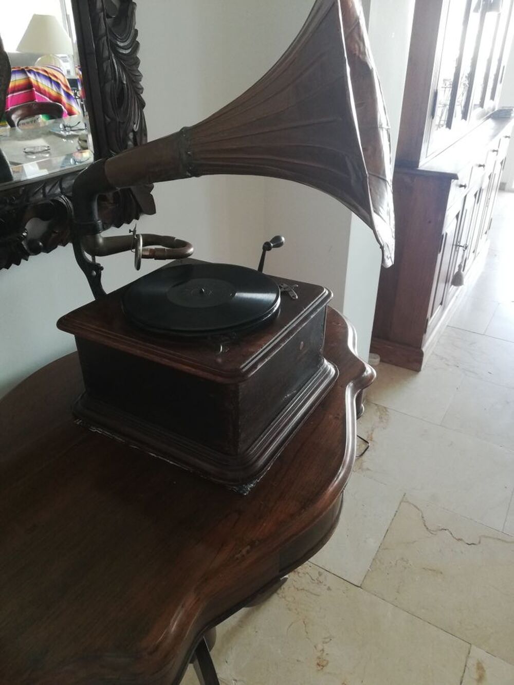 gramophone en &eacute;tat de marche 