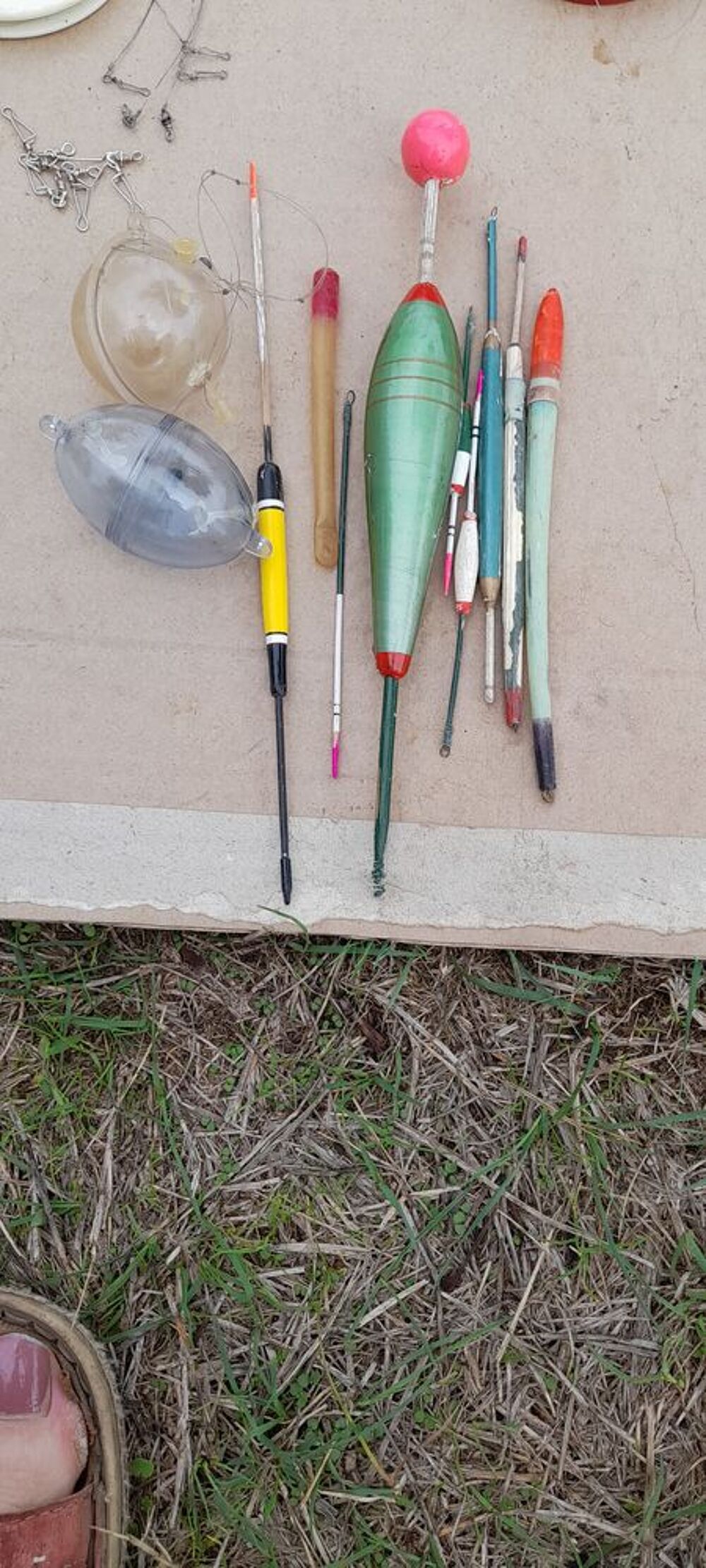 Canne &agrave; p&ecirc;che t&eacute;l&eacute;scospique HF 16 et ses accessoires Sports