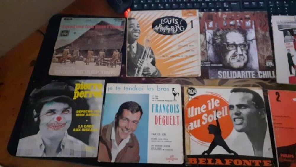 lot de 63 disques vinyl CD et vinyles