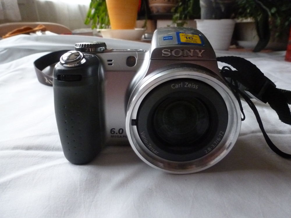 appareil photo Sony DSC - H2 Bijoux et montres