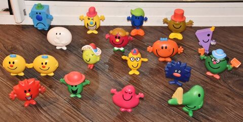 Lot 18 Figurines Mr Mme.  Etat Neuf. Soit 0.83 le Mr Mme.
15 Gujan-Mestras (33)