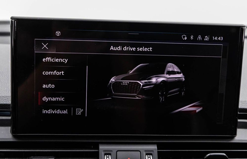Q5 Sportback 55 TFSIe 367 S tronic 7 Quattro S line 2023 occasion 74000 Annecy