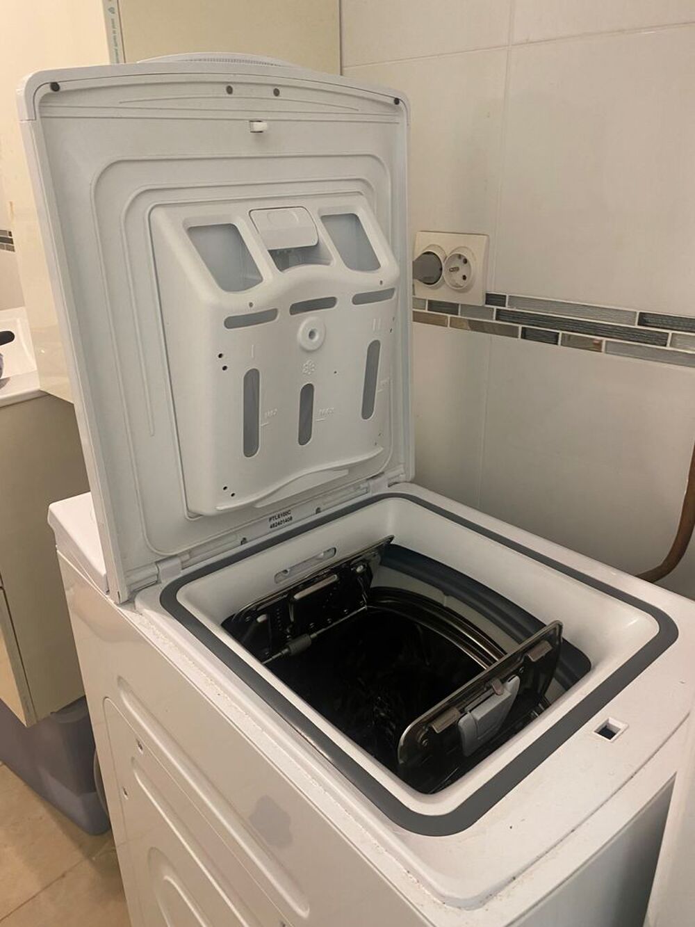 Lave-linge PROLINE en parfait &eacute;tat et sous garantie Electroménager